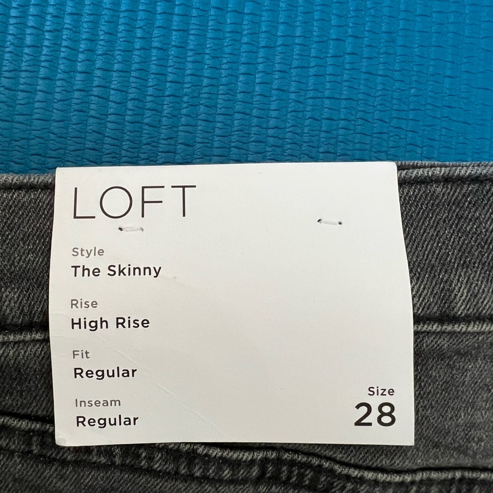 NWT LOFT The Skinny High Rise Jeans